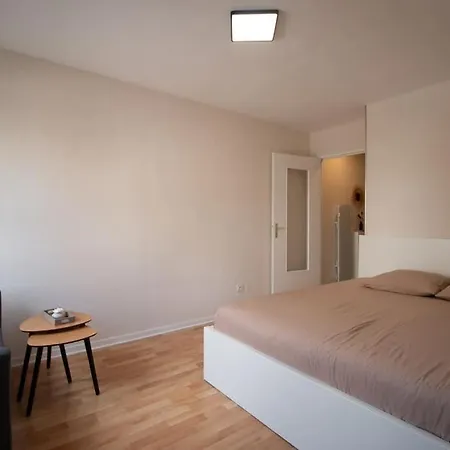 Proche Gare Apartamento *